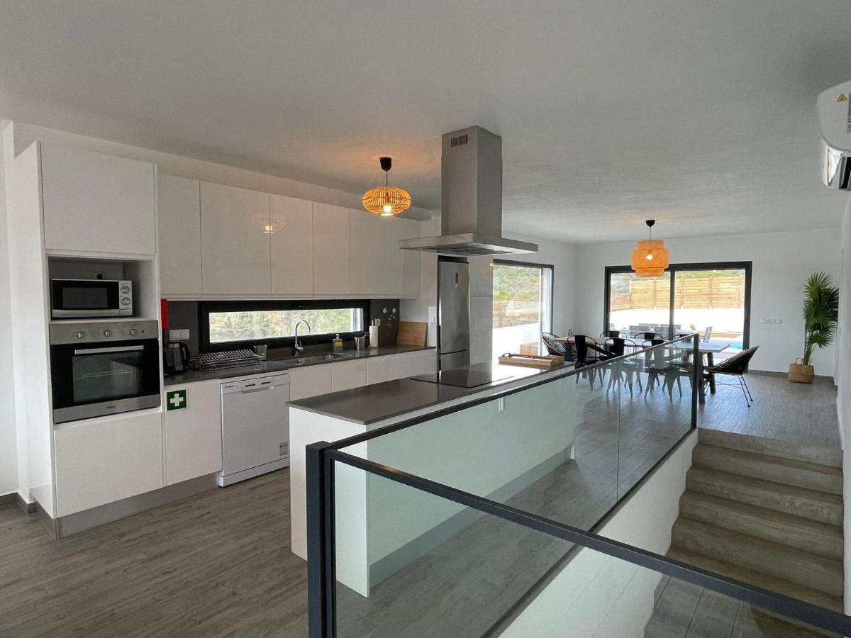 Villa Cairnvillas Flow C40 Luxury With Private Swimming Pool Near